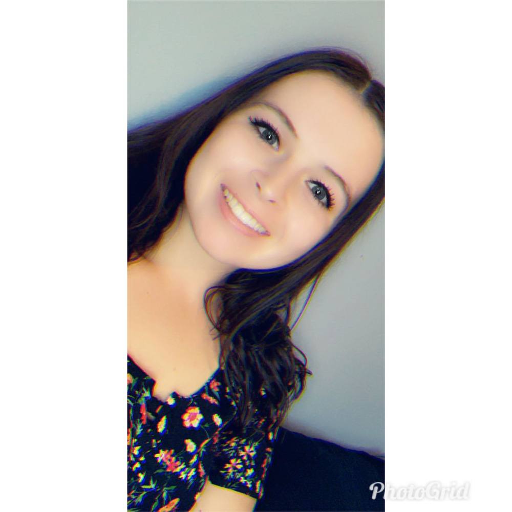 Meet your Posher, Danielle